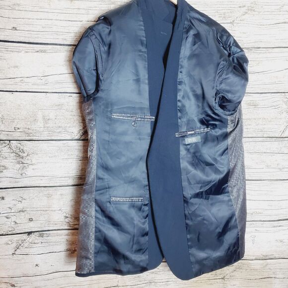 Kenneth Cole Reaction Navy Blazer Size 46R - Picture 4 of 6